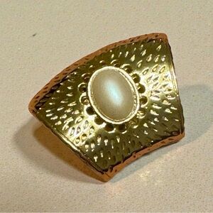 Vintage Elegant Gold Tone and Faux Pearl or Basketweave Scarf Sling